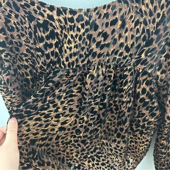 Free People Wild Dreams Printed Blouse NWT Size Medium - Picture 11 of 16